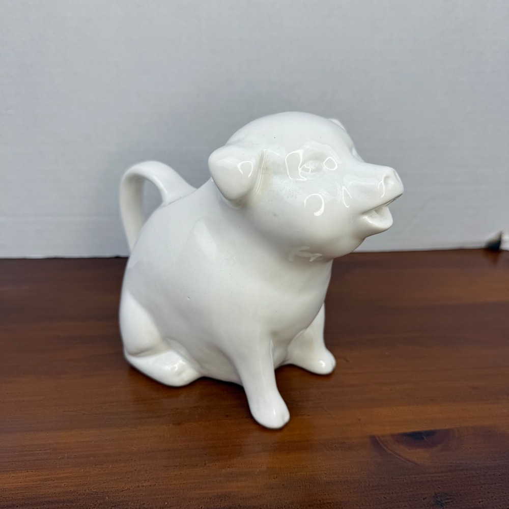 Vintage White Ceramic Pig Creamer‎ Pitcher Sitting Figural Farmhouse Taiwan